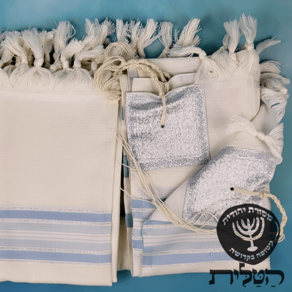 טלית צמר תשבץ קל פסים תכלת
