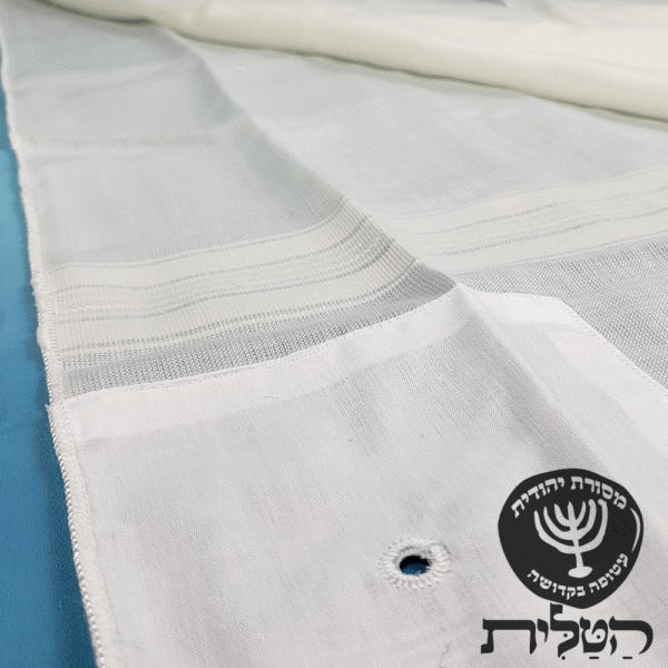 טלית קטן 100% צמר רחלים פסים לבנים פתיל עבה ספרדי עבודת יד
