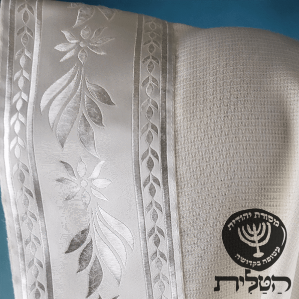 טלית צמר תשבץ קל פסים לבנים