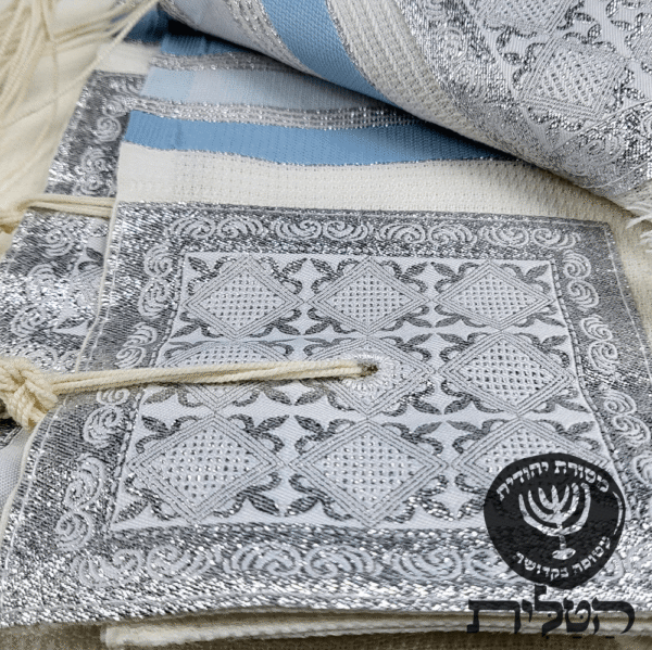 ⁦טלית צמר תשבץ קל קודש פסים תכלת⁩ – תמונה ⁦5⁩
