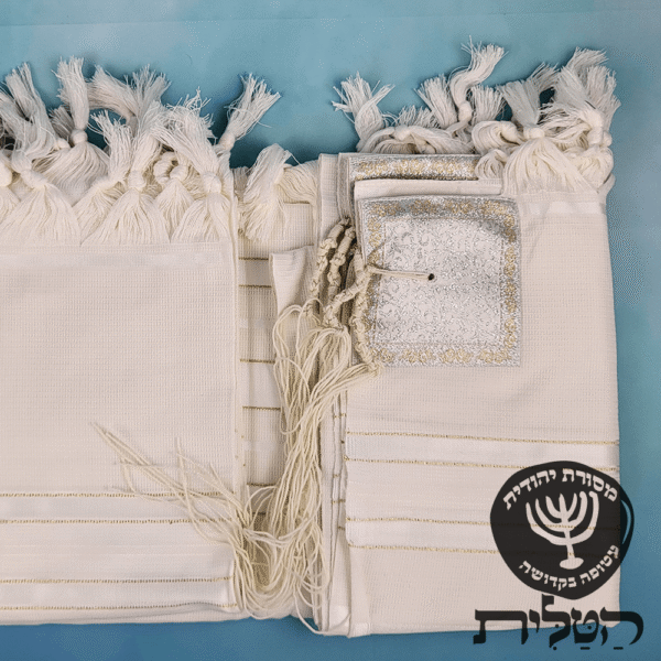 טלית צמר תשבץ קל פסים זהב
